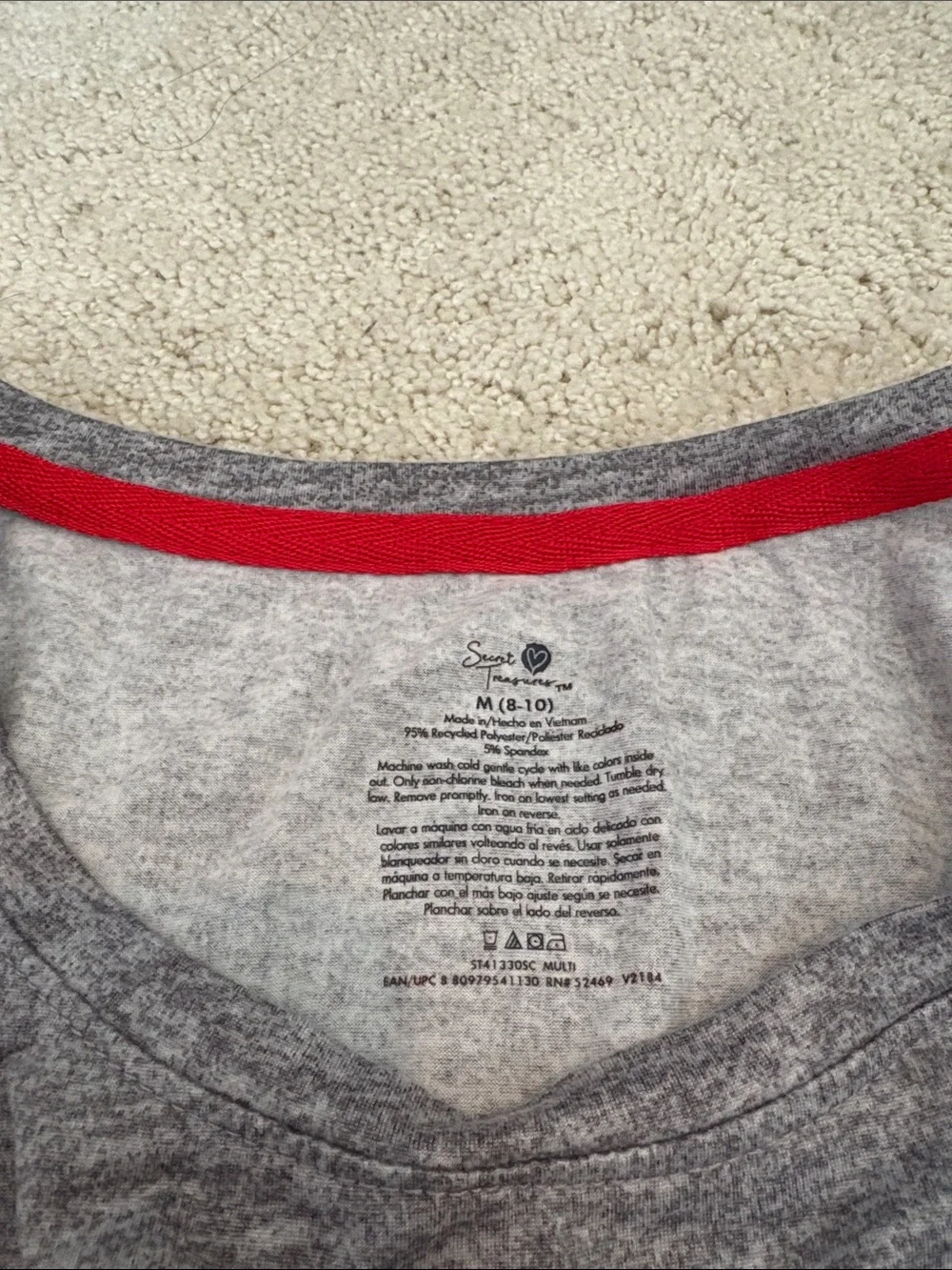 Signature Studio Gray Top & Red Gnome-Print Pajama Set